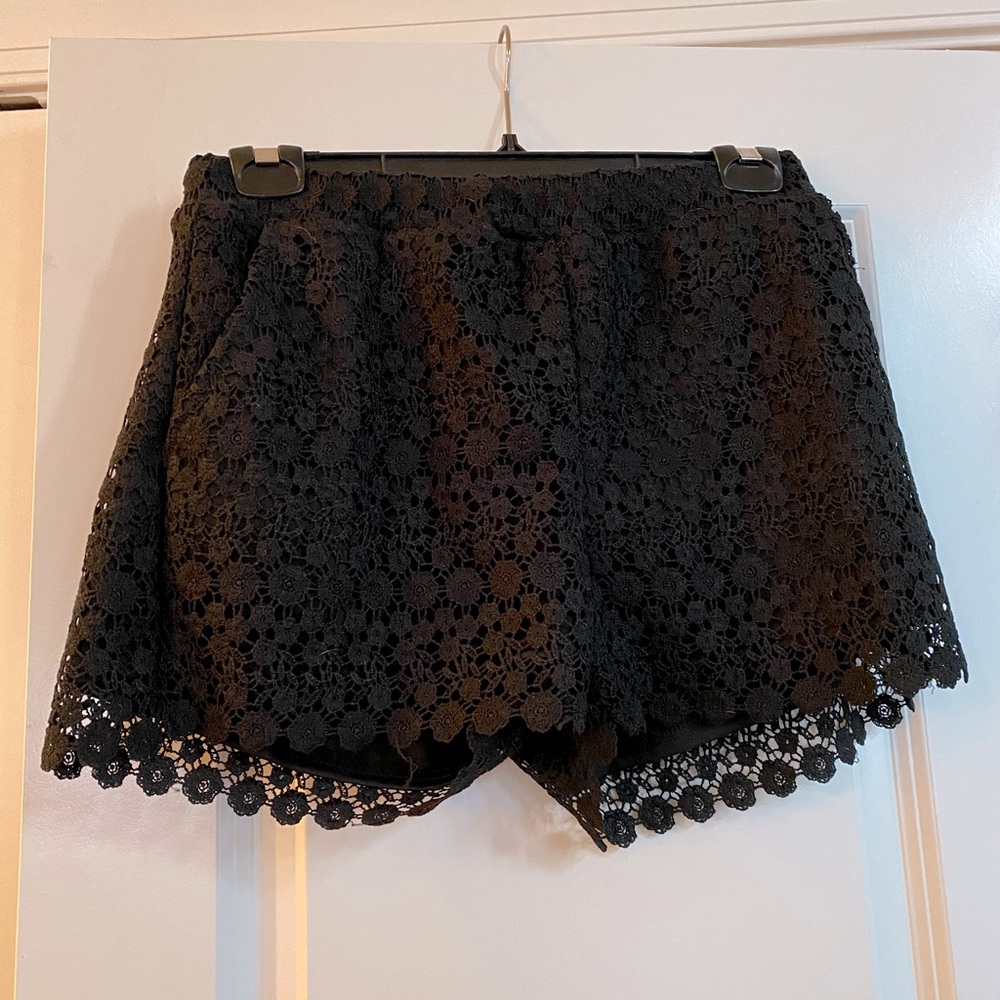 NWOT Saks Fifth Avenue shorts